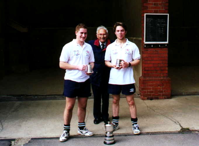 eton_fives_photos_49/kinnaird_cup_76/kinnaird_cup_2000/kinnaird_2000.jpg