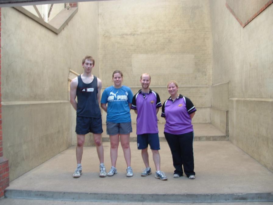 eton_fives_photos_49/mixed_tournament_81/mixed_tournament_2009/mixed_2009.jpg