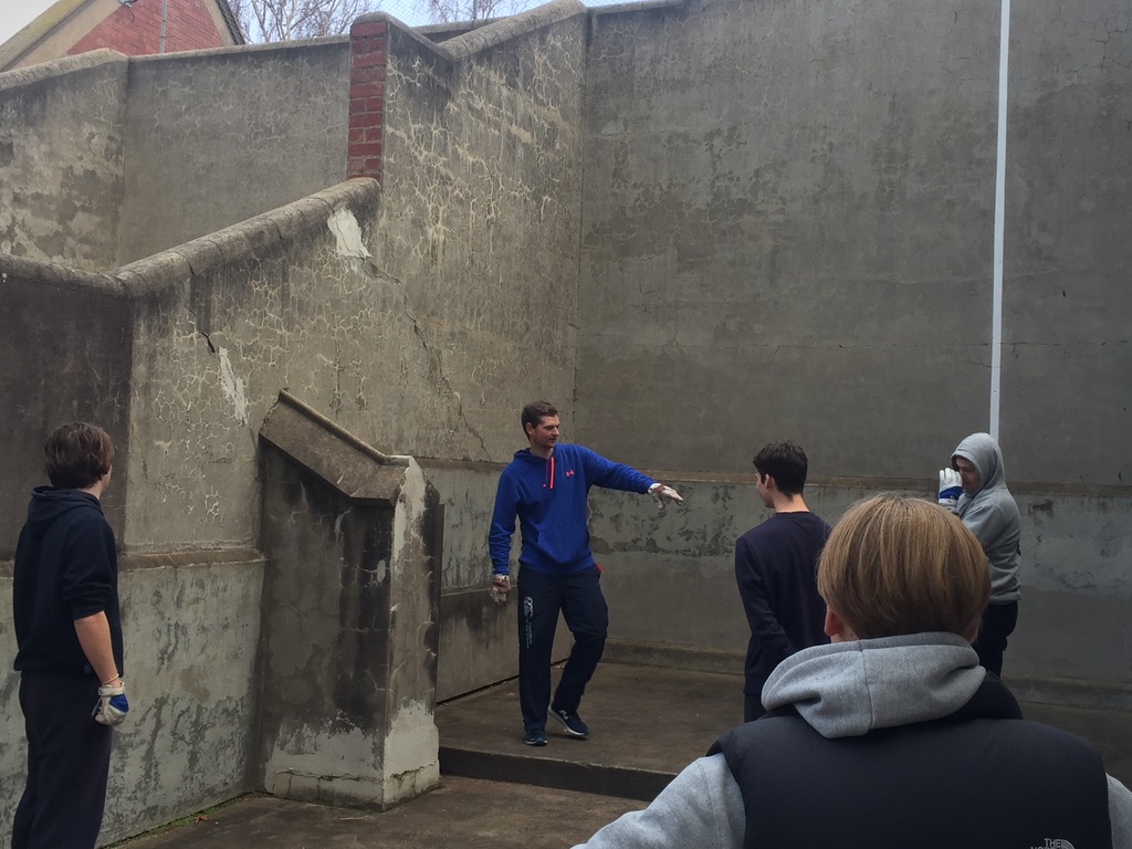 eton_fives_photos_49/school_fives_94/2019/andrew_rennie_at_ggs/andrew_rennie_at_ggs_003.jpg